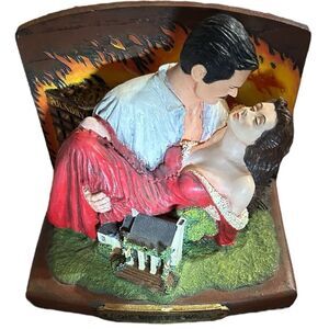 Hawthorn Village “Scarlett and Rett” Gone with the wind shelf sitter. 5 x6